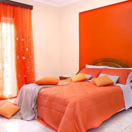 Vezal Apartment Laganas