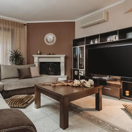 Vezal Apartment Laganas