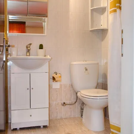 Vezal Apartment *